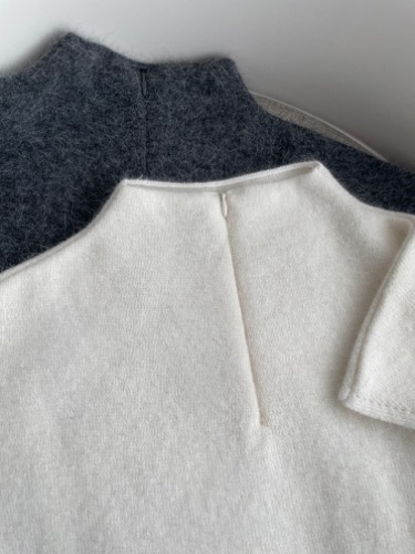 Angora high neck knit 챠콜피팅세일 73000