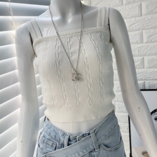 [수입]Chanel knit crop top (white/ black) 새상품세일