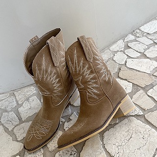 Embroidered western boots (beige/ dark brown)